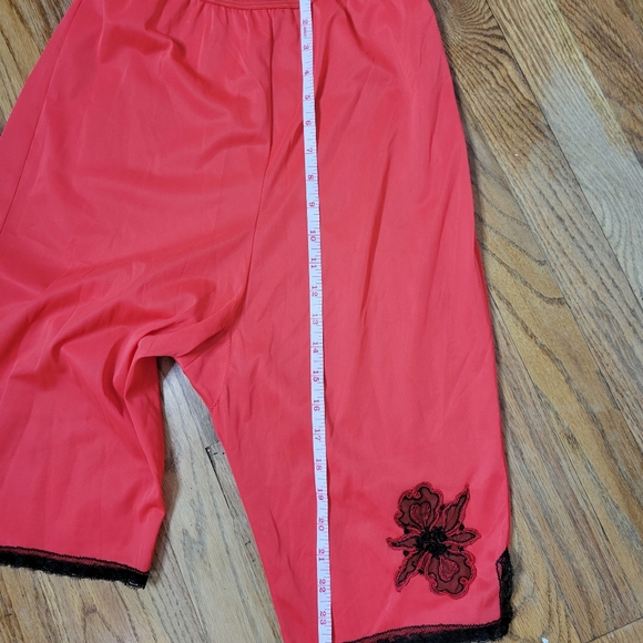 Vintage Red With Black Trim Bloomers Pantaloons Knickers Undies Size 6 - Picture 6 of 8